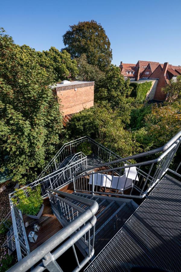 Nicolai - Schrangen-suites-1389 *